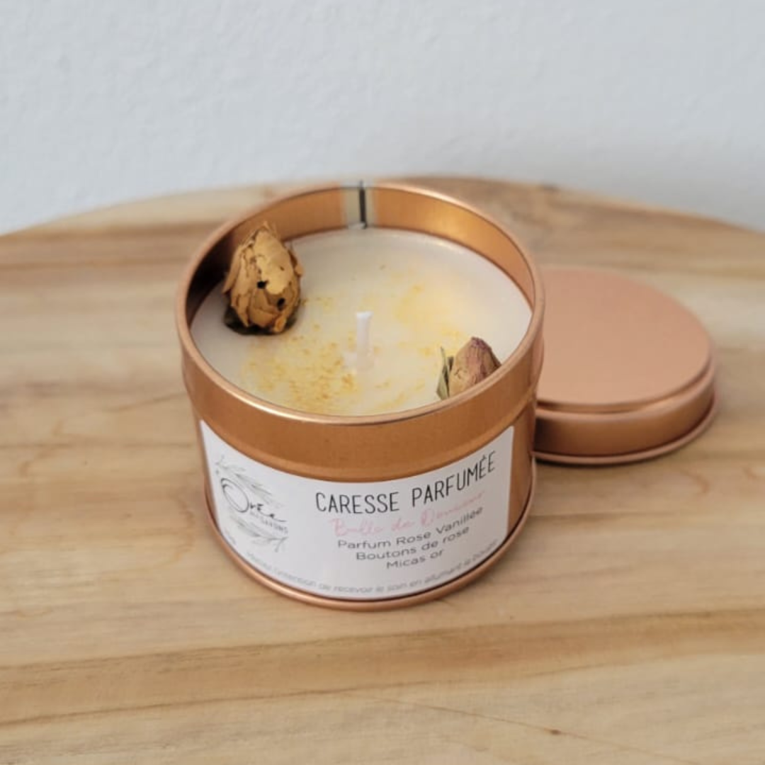 Bougie Caresse parfumée – Rose vanillée