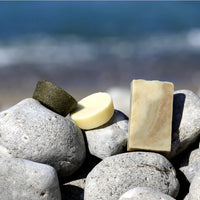 Coffret-Shampoing-savons-Green-Emeraude-solide-naturel-bio-zero-dechet-cheveux-corps-pellicule-gras-grasse-imperfections-oree-des-savons4