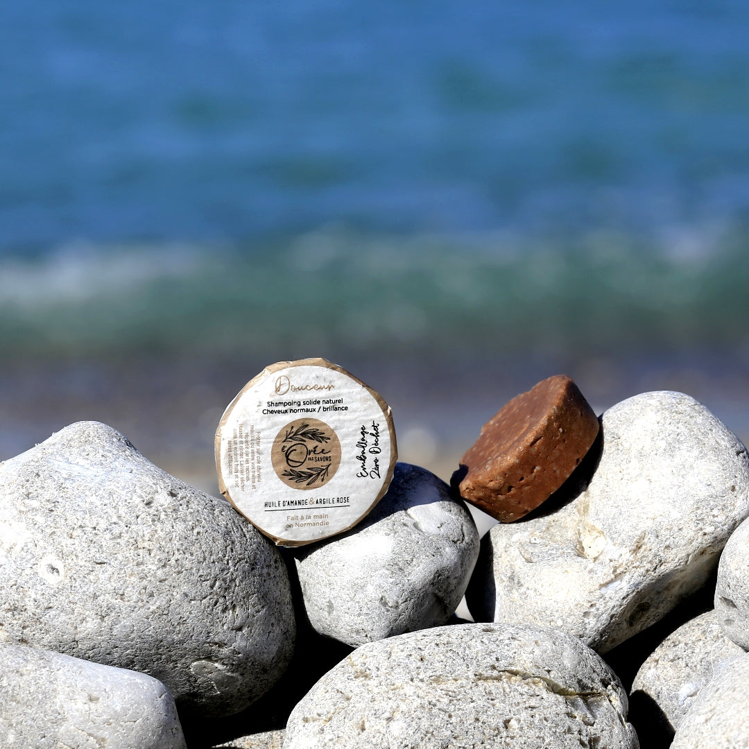 Shampoing-Douceur-amande-solide-naturel-bio-zero-dechet-cheveux-normaux-oree-des-savons2